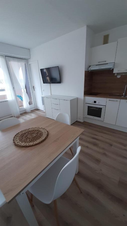 T2 Cabine Avec Tres Belle Vue Sur Le Port De Plaisance Льокат Екстериор снимка