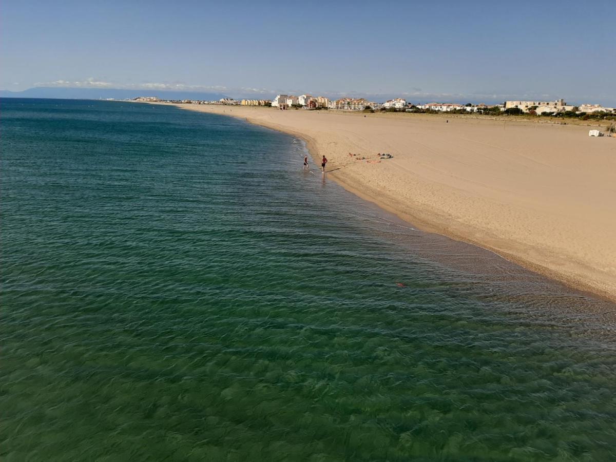 T2 Cabine Avec Tres Belle Vue Sur Le Port De Plaisance Льокат Екстериор снимка